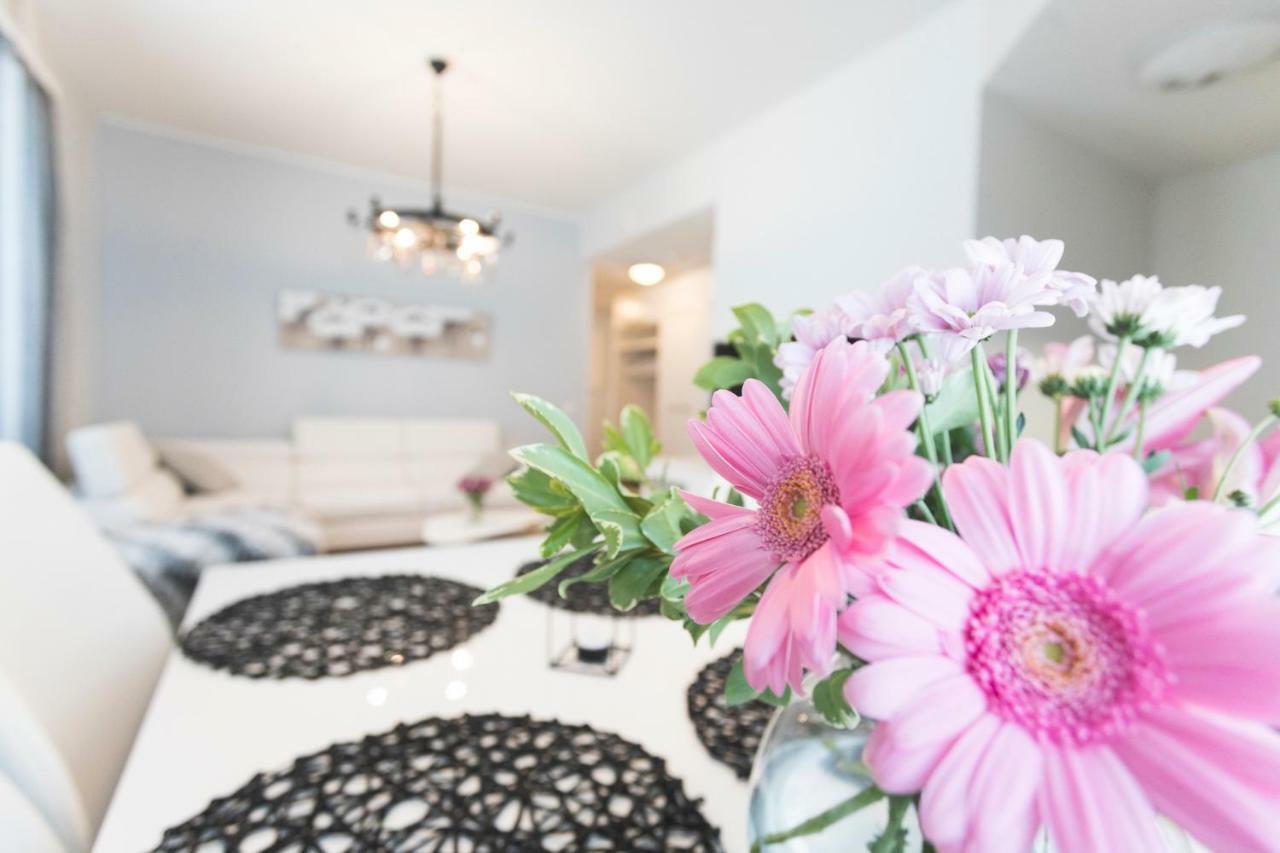 Tuomas' Luxurious Suites, Kitka. โรวานิเอมิ ภายนอก รูปภาพ